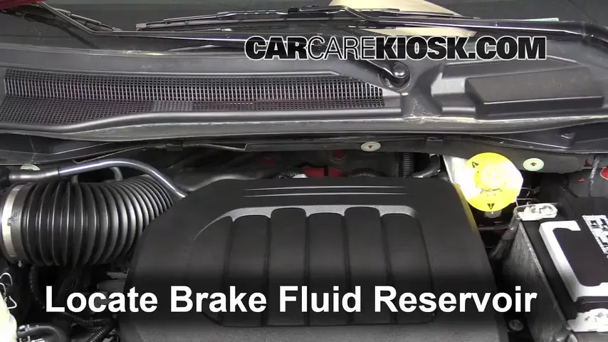 2013 Chrysler Town and Country Touring 3.6L V6 FlexFuel Brake Fluid